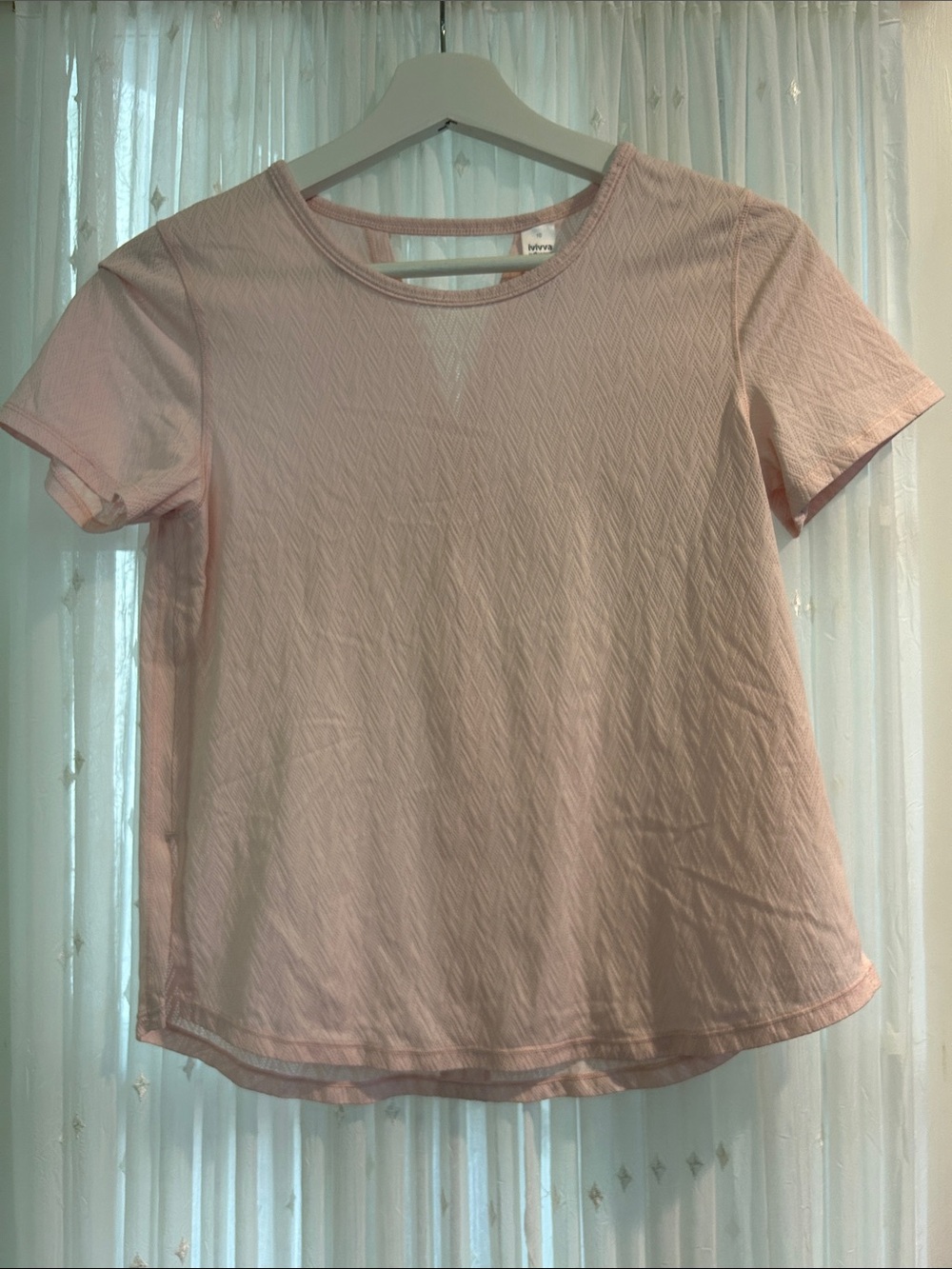 Ivivva by Lululemon Light Pink Short Sleeve Chevron Texture Tee